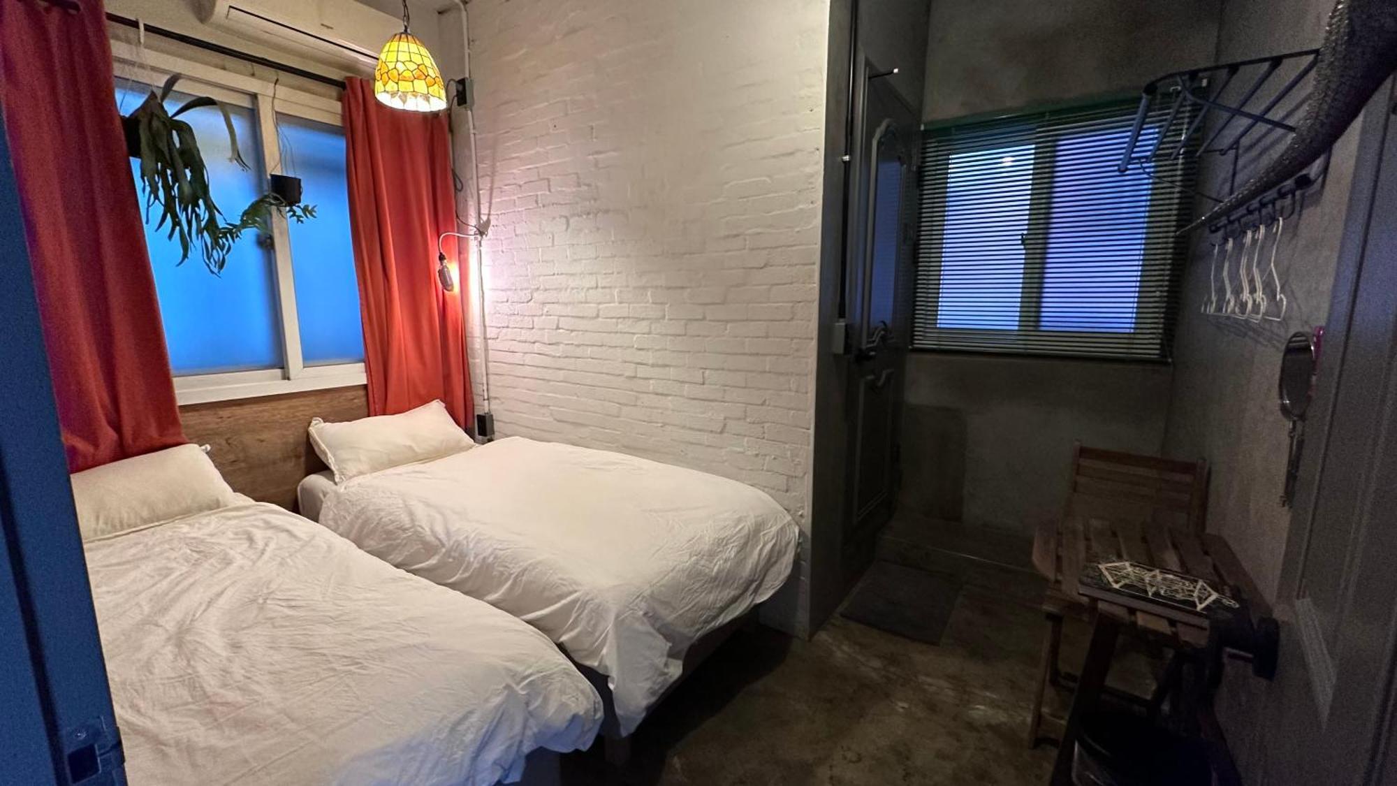 Hongdae Guesthouse Pajamaparty Seoul Bagian luar foto
