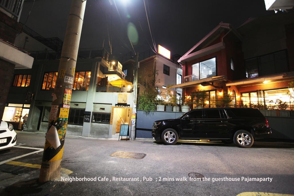 Hongdae Guesthouse Pajamaparty Seoul Bagian luar foto